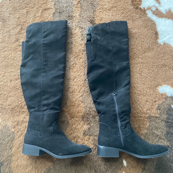 Over the knee boots size 9, black faux suede - Picture 2 of 6